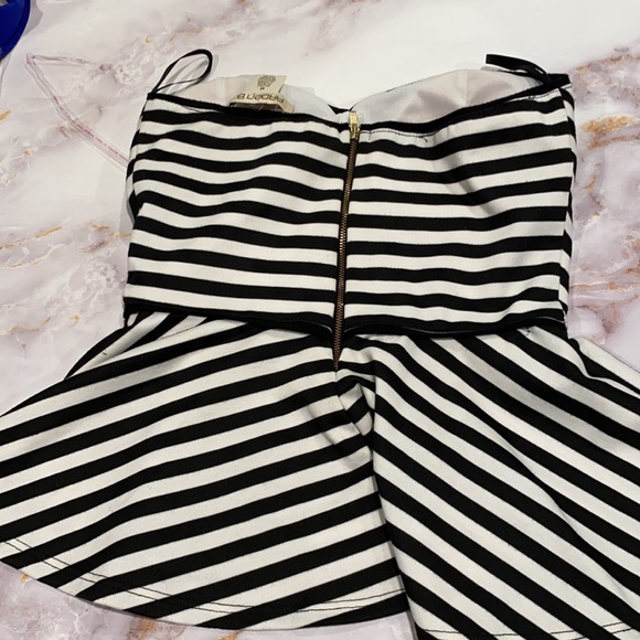 Arden B strapless Peplum black & white top. SZ M - Picture 2 of 4